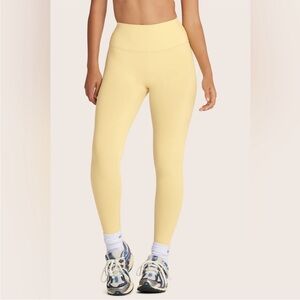 SET Active Luxform Leggings in Sunshine / Butter Yellow